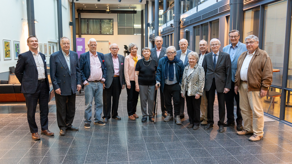 60 vuotta sitten valmistuneet alumnit