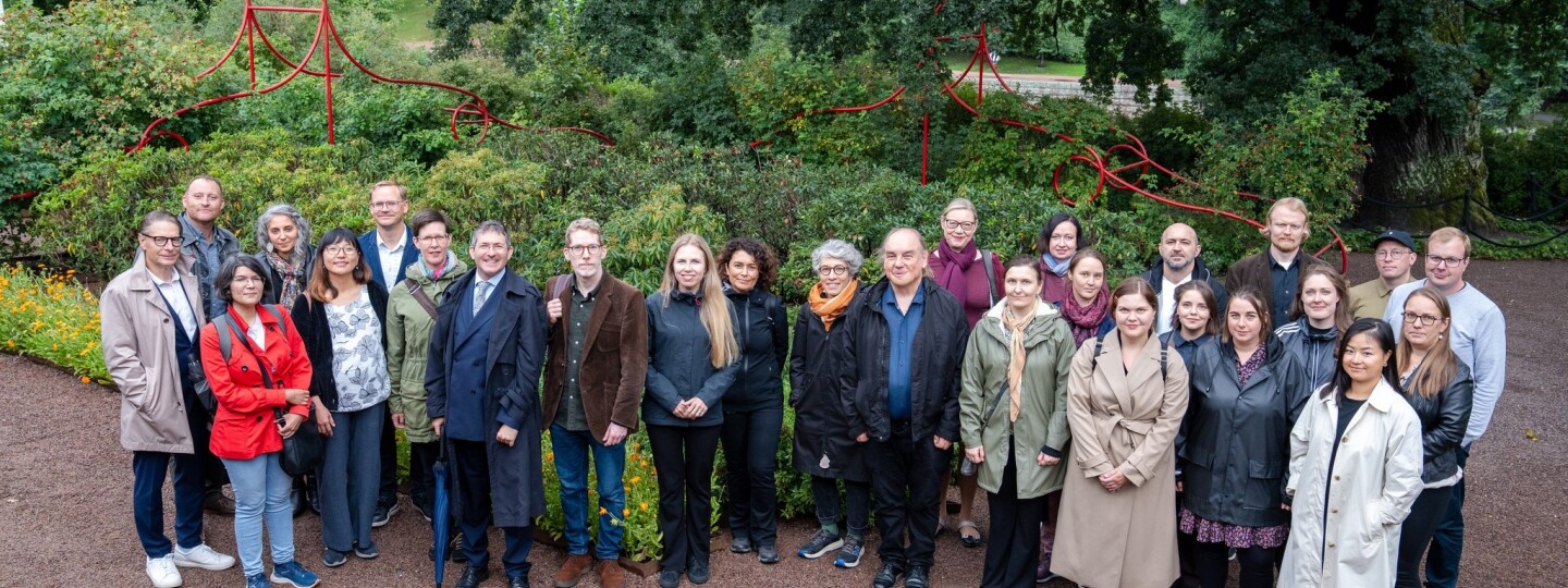 TIAS Fellows and staff in the group photo