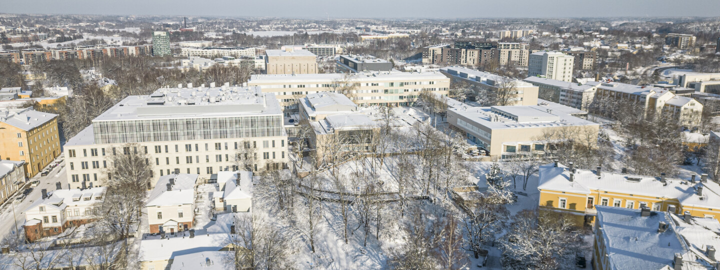 Ilmakuva yliopistonmäki talvi 2023